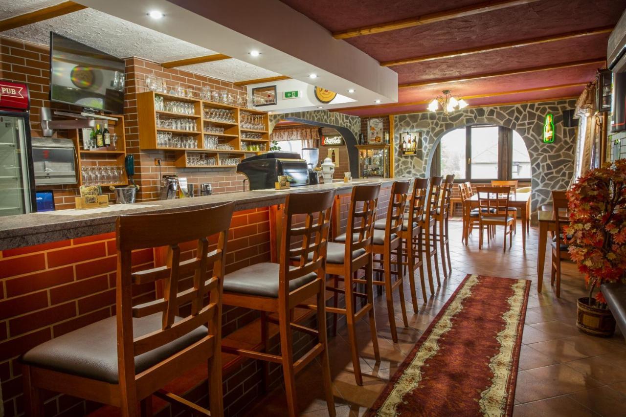 Hotel El Greco Rožnov pod Radhoštěm Zewnętrze zdjęcie