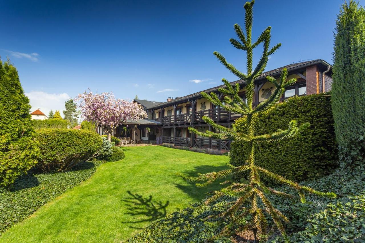 Hotel El Greco Rožnov pod Radhoštěm Zewnętrze zdjęcie