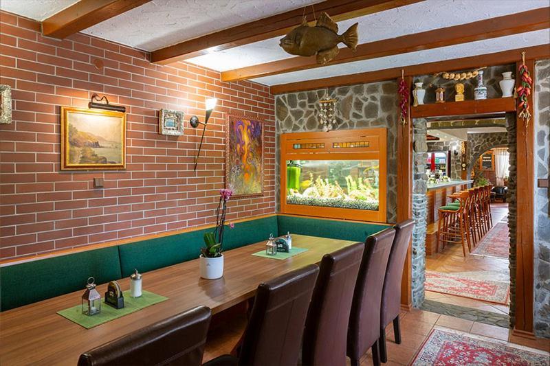 Hotel El Greco Rožnov pod Radhoštěm Zewnętrze zdjęcie